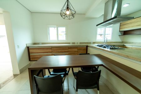 Casa de condomínio para alugar com 550m², 6 quartos e 6 vagas Casa de condomínio para alugar com 550m², 6 quartos e 6 vagasCozinha