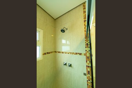 Casa de condomínio para alugar com 550m², 6 quartos e 6 vagas Casa de condomínio para alugar com 550m², 6 quartos e 6 vagasBanheiro da Suíte 2