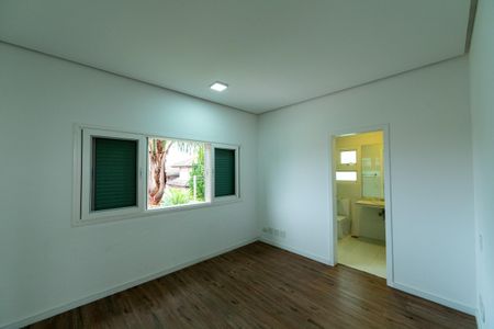 Casa de condomínio para alugar com 550m², 6 quartos e 6 vagas Casa de condomínio para alugar com 550m², 6 quartos e 6 vagasSuíte 4