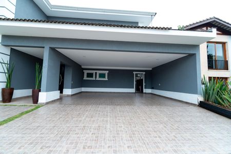Casa de condomínio para alugar com 550m², 6 quartos e 6 vagas Casa de condomínio para alugar com 550m², 6 quartos e 6 vagasÁrea Externa