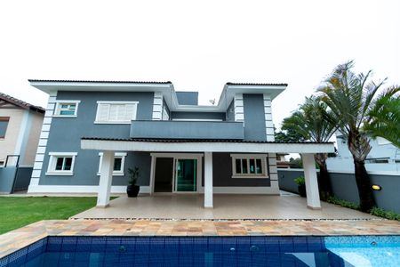 Casa de condomínio para alugar com 550m², 6 quartos e 6 vagas Casa de condomínio para alugar com 550m², 6 quartos e 6 vagasÁrea Externa