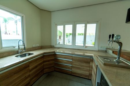 Casa de condomínio para alugar com 550m², 6 quartos e 6 vagas Casa de condomínio para alugar com 550m², 6 quartos e 6 vagasCozinha