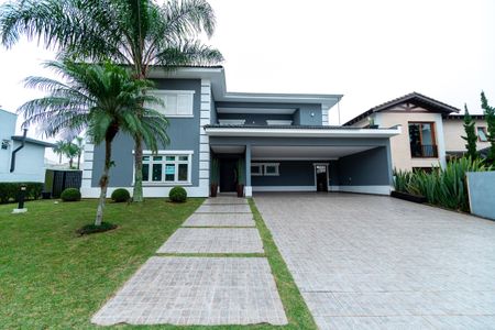 Casa de condomínio para alugar com 550m², 6 quartos e 6 vagas Casa de condomínio para alugar com 550m², 6 quartos e 6 vagasÁrea Externa