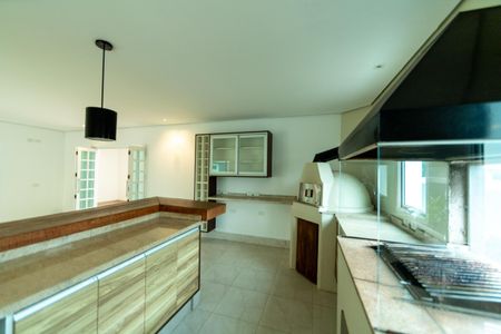 Casa de condomínio para alugar com 550m², 6 quartos e 6 vagas Casa de condomínio para alugar com 550m², 6 quartos e 6 vagasCozinha