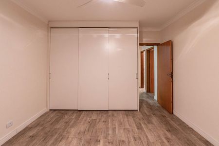 Casa à venda com 225m², 3 quartos e 4 vagasQuarto 1