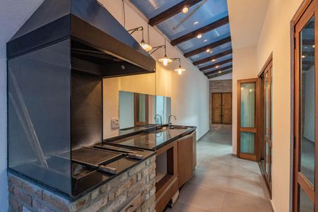 Casa à venda com 225m², 3 quartos e 4 vagasVaranda gourmet