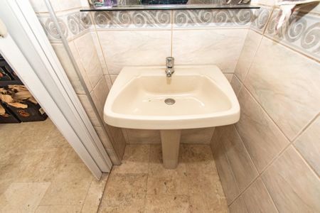 Casa à venda com 350m², 4 quartos e 3 vagasLavabo 2