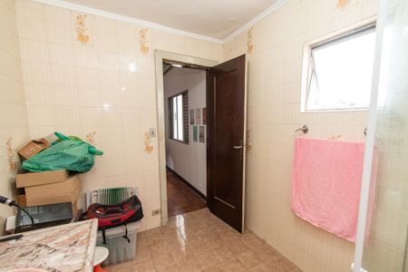 Casa à venda com 350m², 4 quartos e 3 vagasBanheiro da suíte 2