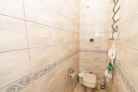 Casa à venda com 350m², 4 quartos e 3 vagasLavabo 2