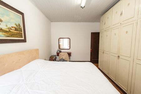 Casa à venda com 350m², 4 quartos e 3 vagasSuíte 3