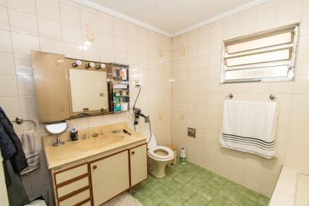 Casa à venda com 350m², 4 quartos e 3 vagasBanheiro da suíte 3