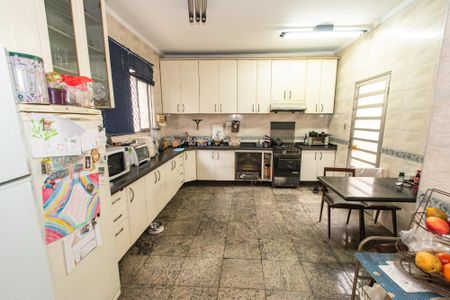 Casa à venda com 350m², 4 quartos e 3 vagasCozinha