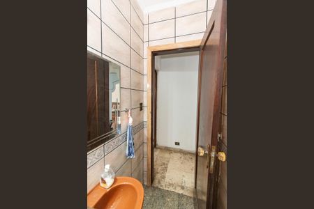 Casa à venda com 350m², 4 quartos e 3 vagasLavabo