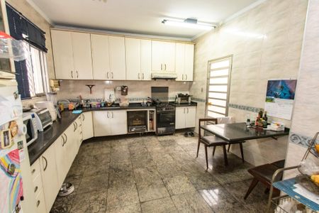 Casa à venda com 350m², 4 quartos e 3 vagasCozinha