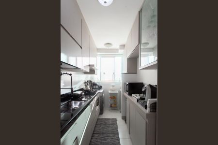 Apartamento à venda com 53m², 2 quartos e 1 vaga Apartamento à venda com 53m², 2 quartos e 1 vagaCozinha e Área de Serviço