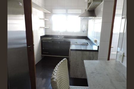 Apartamento à venda com 196m², 4 quartos e 4 vagas