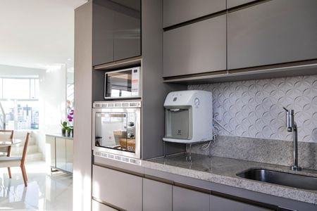 Apartamento à venda com 287m², 4 quartos e 3 vagasCozinha