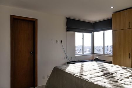 Apartamento à venda com 287m², 4 quartos e 3 vagasSuíte 2