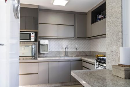 Apartamento à venda com 287m², 4 quartos e 3 vagasCozinha