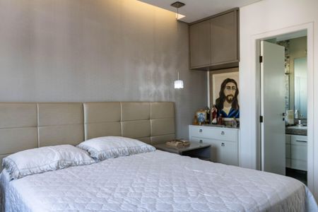 Apartamento à venda com 287m², 4 quartos e 3 vagasSuíte 1