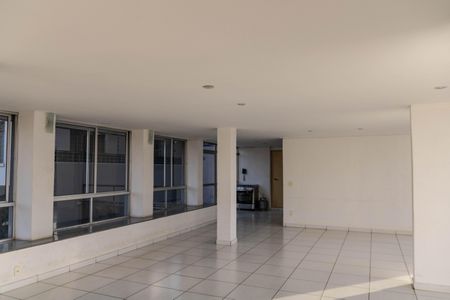 Apartamento à venda com 287m², 4 quartos e 3 vagasÁrea comum - Salão de festas