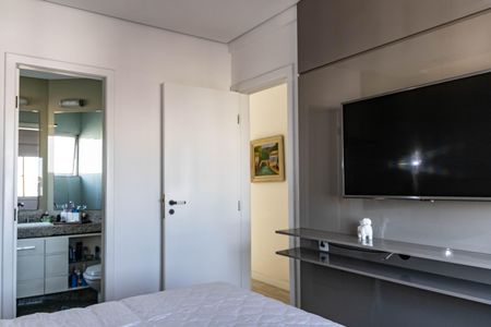 Apartamento à venda com 287m², 4 quartos e 3 vagasSuíte 1