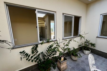 Casa à venda com 466m², 4 quartos e 8 vagas Casa à venda com 466m², 4 quartos e 8 vagasVaranda da Sala