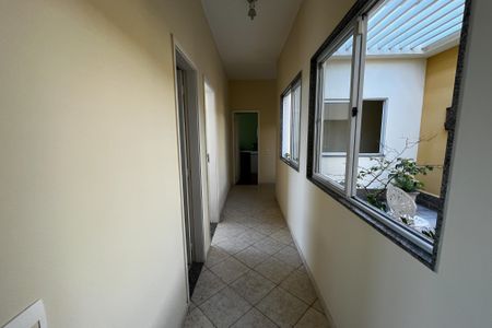 Casa à venda com 466m², 4 quartos e 8 vagas Casa à venda com 466m², 4 quartos e 8 vagasCorredor