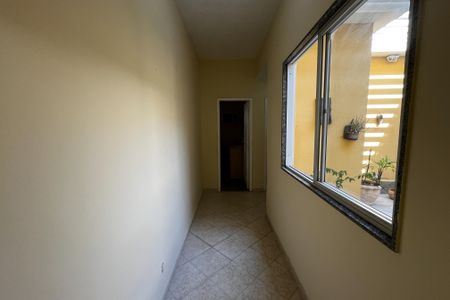 Casa à venda com 466m², 4 quartos e 8 vagas Casa à venda com 466m², 4 quartos e 8 vagasCorredor