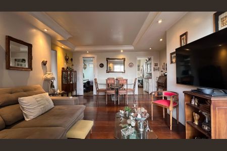 Apartamento à venda com 90m², 3 quartos e 1 vagaSala de TV