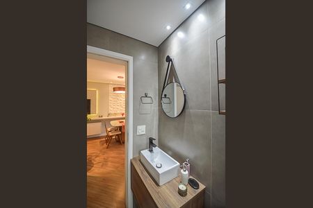 Apartamento à venda com 69m², 2 quartos e 1 vaga Apartamento à venda com 69m², 2 quartos e 1 vagaBanheiro Social