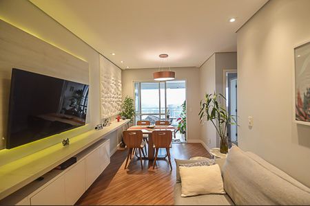 Apartamento à venda com 69m², 2 quartos e 1 vaga Apartamento à venda com 69m², 2 quartos e 1 vagaSala