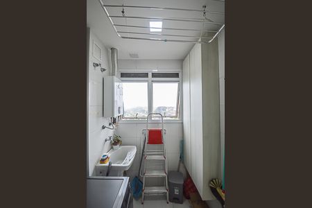 Apartamento à venda com 69m², 2 quartos e 1 vaga Apartamento à venda com 69m², 2 quartos e 1 vagaÁrea de Serviço