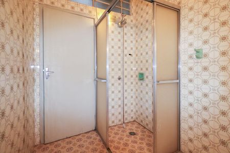 Casa à venda com 178m², 2 quartos e 3 vagas Casa à venda com 178m², 2 quartos e 3 vagasBanheiro Social