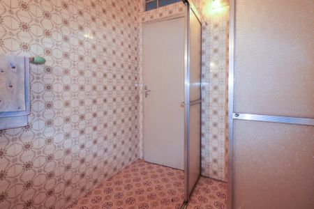 Casa à venda com 178m², 2 quartos e 3 vagas Casa à venda com 178m², 2 quartos e 3 vagasBanheiro Social