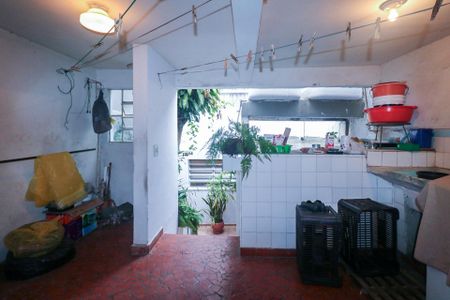 Casa à venda com 178m², 2 quartos e 3 vagas Casa à venda com 178m², 2 quartos e 3 vagasÁrea de Serviço