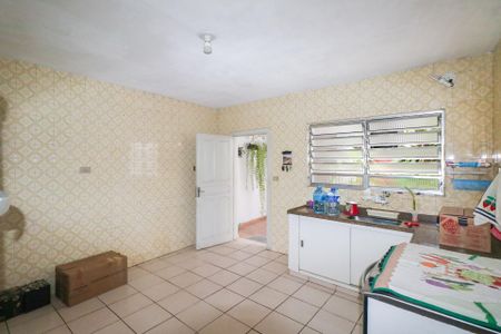 Casa à venda com 178m², 2 quartos e 3 vagas Casa à venda com 178m², 2 quartos e 3 vagasCozinha