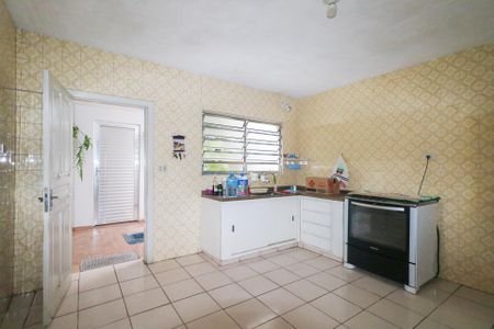 Casa à venda com 178m², 2 quartos e 3 vagas Casa à venda com 178m², 2 quartos e 3 vagasCozinha