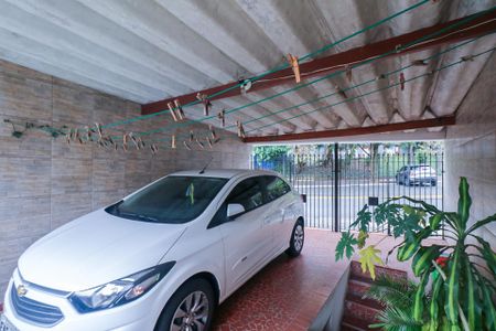 Casa à venda com 178m², 2 quartos e 3 vagas Casa à venda com 178m², 2 quartos e 3 vagasGaragem 1