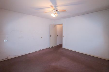 Casa à venda com 178m², 2 quartos e 3 vagas Casa à venda com 178m², 2 quartos e 3 vagasQuarto 1