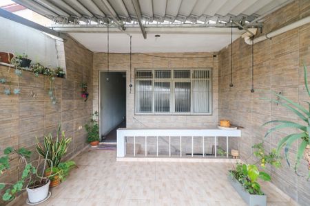 Casa à venda com 178m², 2 quartos e 3 vagas Casa à venda com 178m², 2 quartos e 3 vagasVaranda da entrada