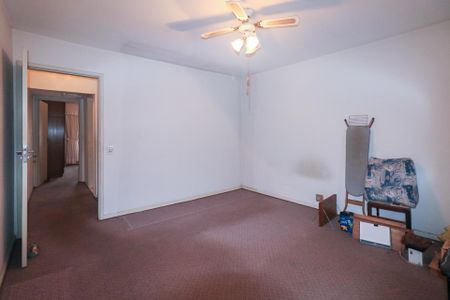 Casa à venda com 178m², 2 quartos e 3 vagas Casa à venda com 178m², 2 quartos e 3 vagasQuarto 1