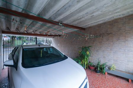 Casa à venda com 178m², 2 quartos e 3 vagas Casa à venda com 178m², 2 quartos e 3 vagasGaragem 1