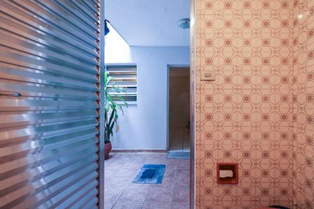 Casa à venda com 178m², 2 quartos e 3 vagas Casa à venda com 178m², 2 quartos e 3 vagasBanheiro de Serviço