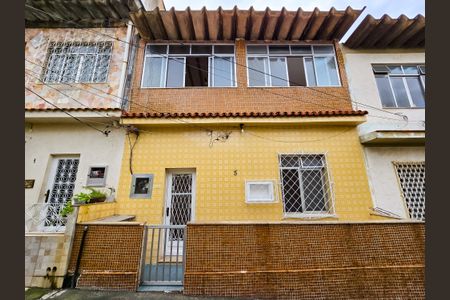 Casa de condomínio à venda com 190m², 4 quartos e 1 vagaFachada da Casa