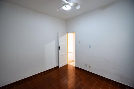 Casa de condomínio à venda com 190m², 4 quartos e 1 vagaQuarto 2