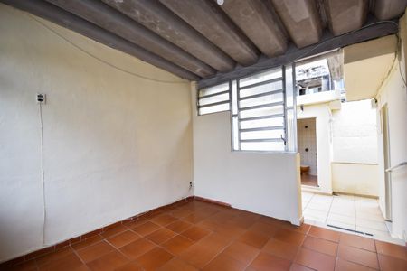 Casa de condomínio à venda com 190m², 4 quartos e 1 vagaTerraço