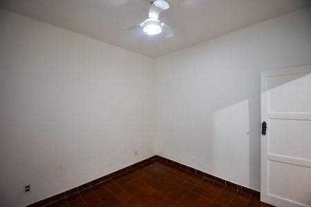 Casa de condomínio à venda com 190m², 4 quartos e 1 vagaQuarto 2