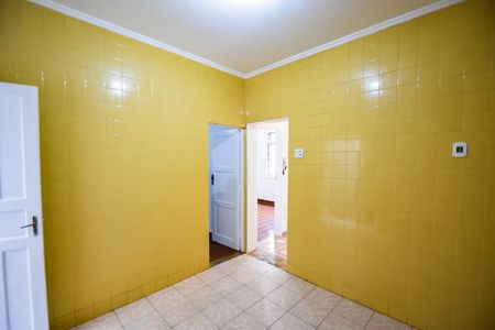 Casa de condomínio à venda com 190m², 4 quartos e 1 vagaCozinha