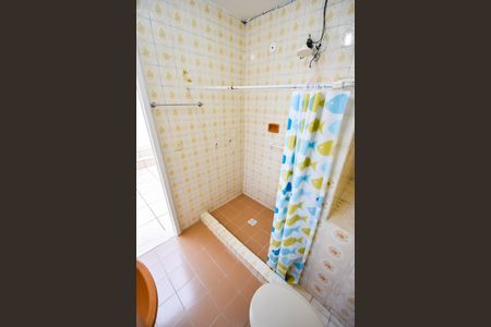 Casa de condomínio à venda com 190m², 4 quartos e 1 vagaBanheiro 2 (2º Andar)